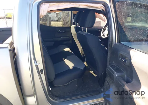 2022 Toyota Tacoma Trd Off Road из США, поврежденный, VIN 3TMCZ5AN6NM496341